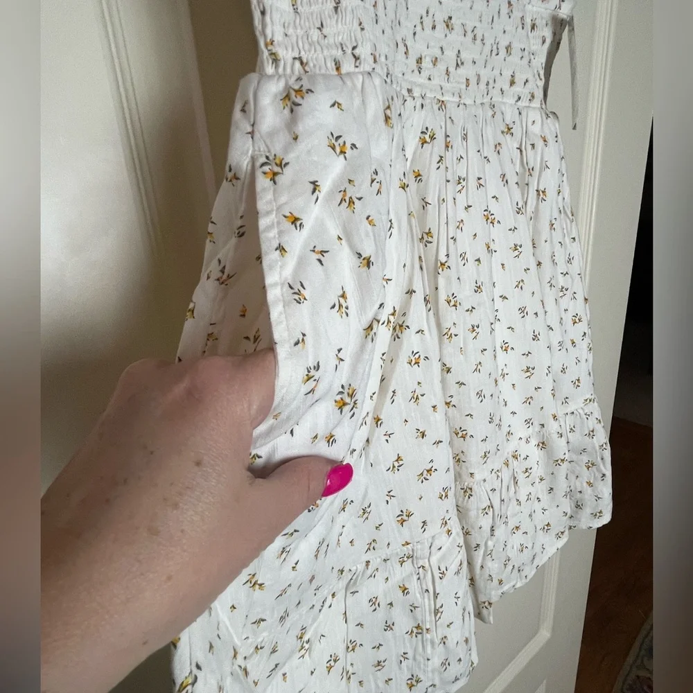 Nordstrom BP Ivory Dress with Puff Sleeves and Detailed Floral Bursts Juniors L - Picture 7 of 16